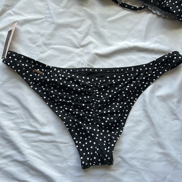 Victoria’s Secret Zuma Bikini 36D Top & Large Bottoms Set Black White Polka Dot - Picture 13 of 16